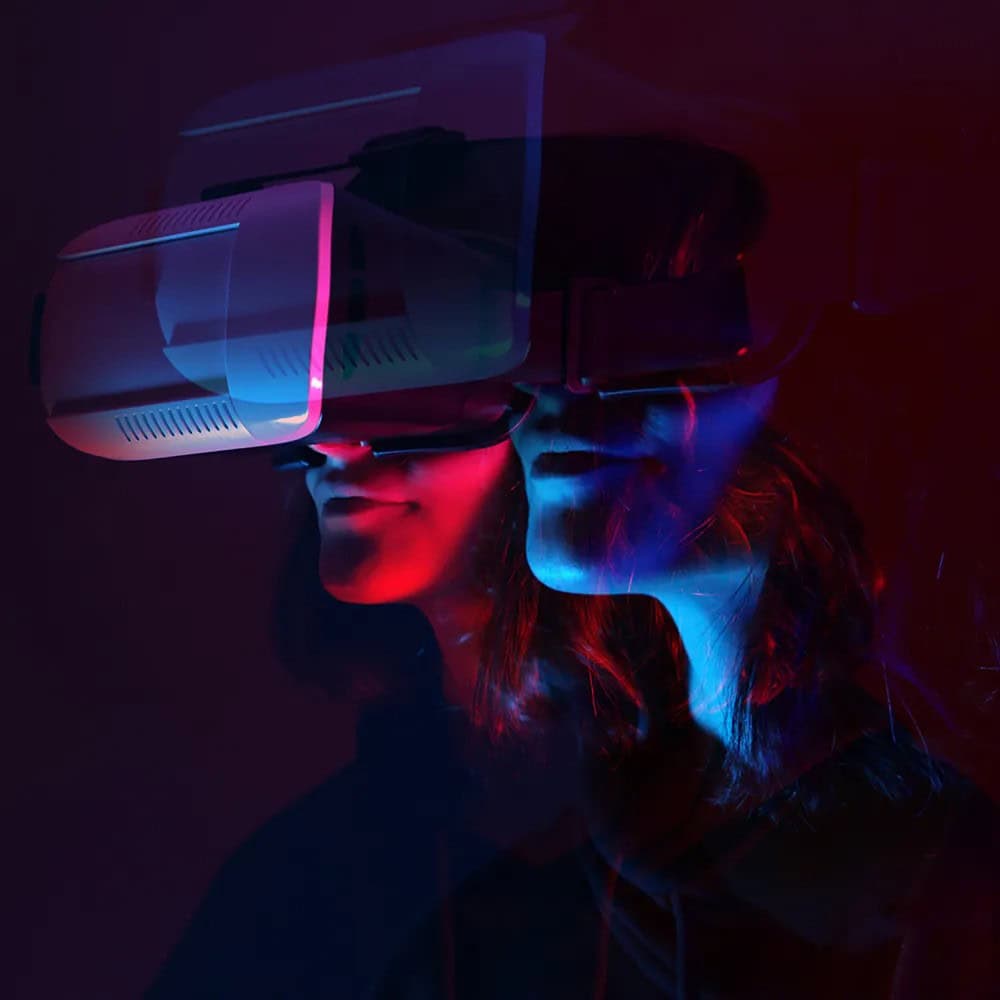 Woman wearing VR Glasses